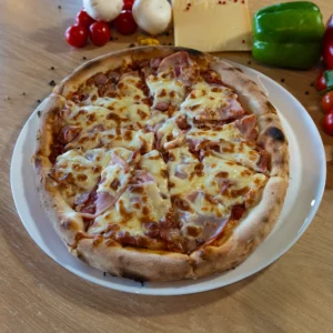 Pizza „Quattro Carni”